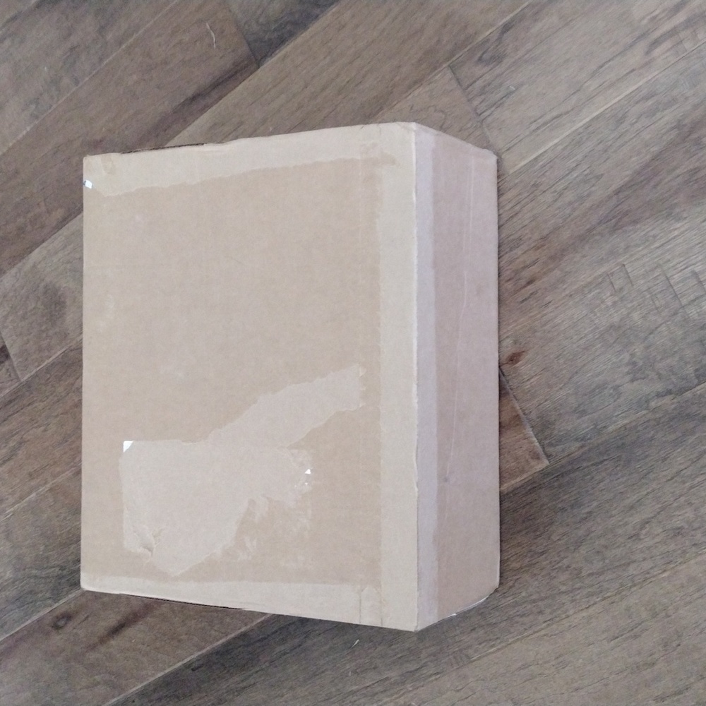 LV shipping box 16x14x6 1/2 Top is still sealed...